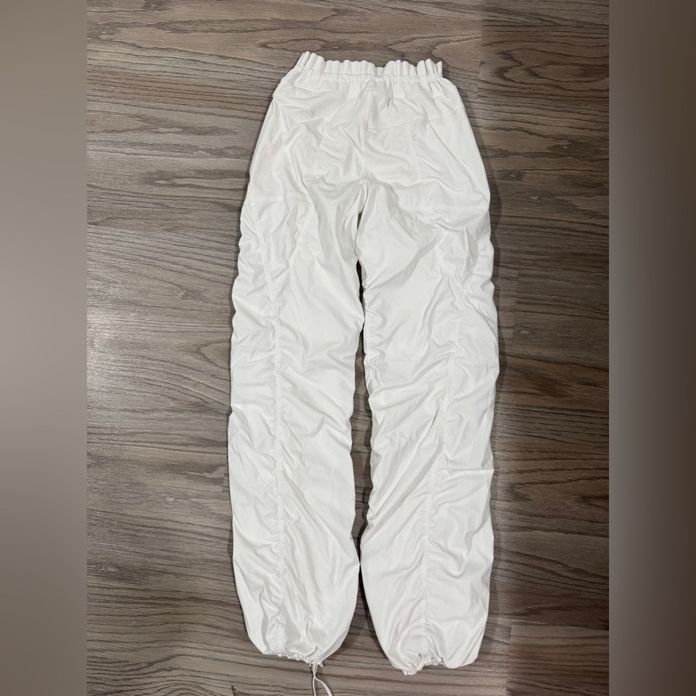 White Lululemon Dance Studio Pants Woman’s Size 6 - Picture 2 of 6